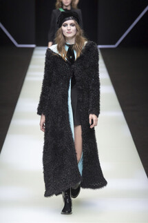 Emporio Armani Fall 2018 Ready-to-Wear , Emporio Armani осень зима 2018 , Fashion show , неделя моды в Милане , MFW , Mainstyles